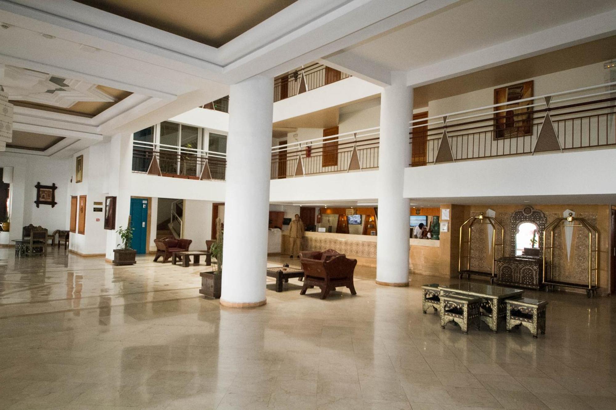 Appart'Hotel Intouriste Agadir Esterno foto