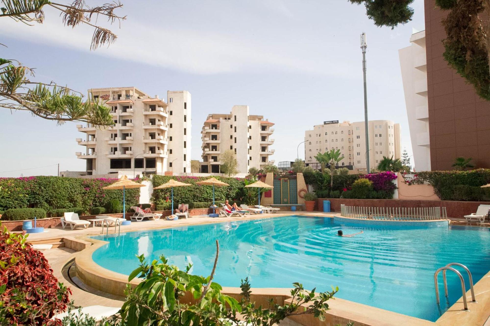 Appart'Hotel Intouriste Agadir Esterno foto