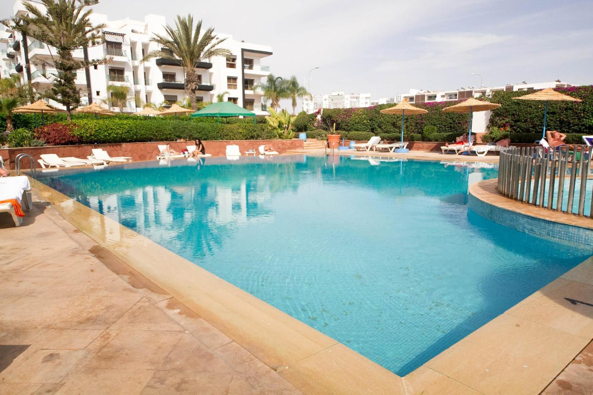 Appart'Hotel Intouriste Agadir Esterno foto