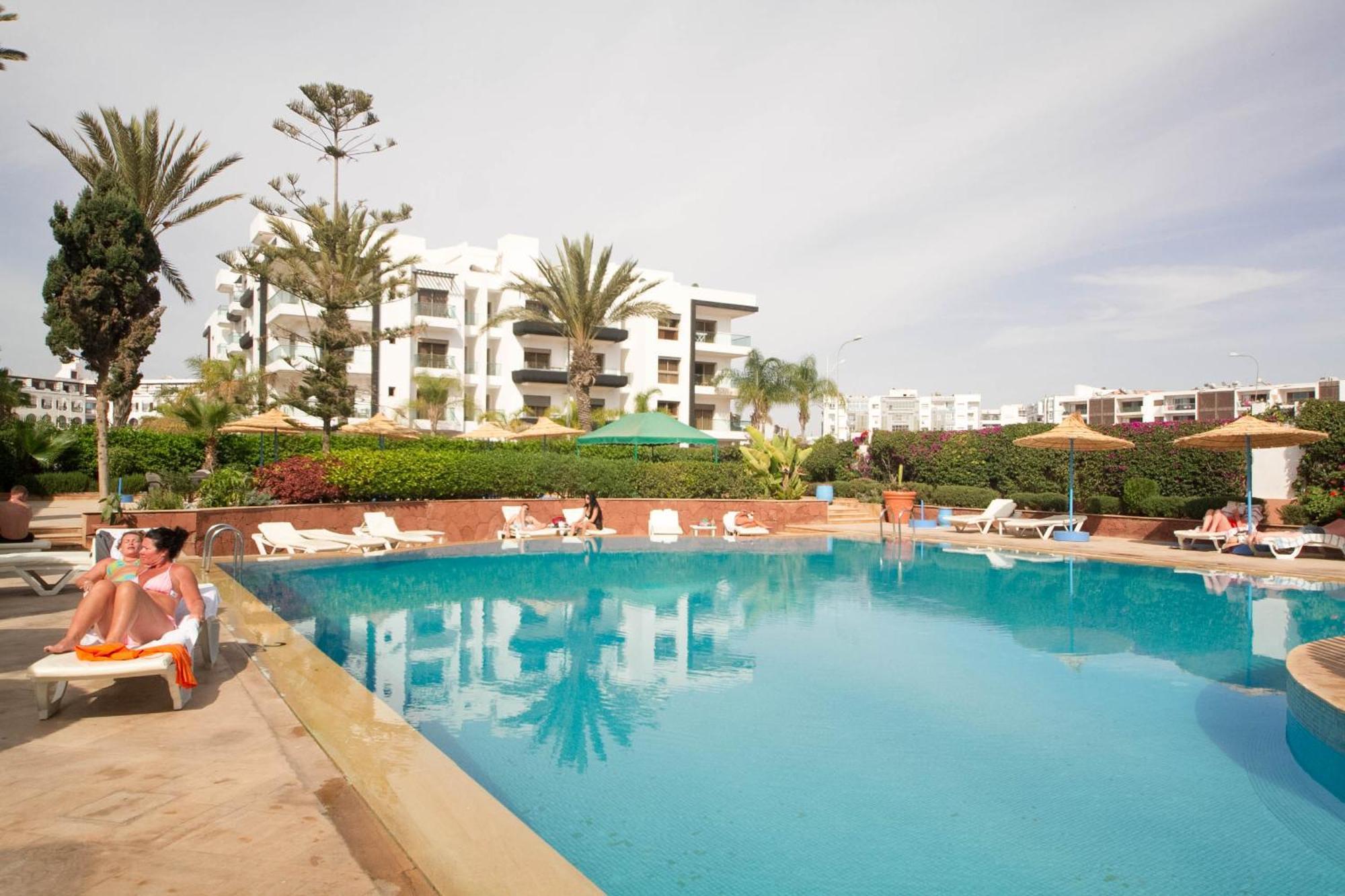 Appart'Hotel Intouriste Agadir Esterno foto