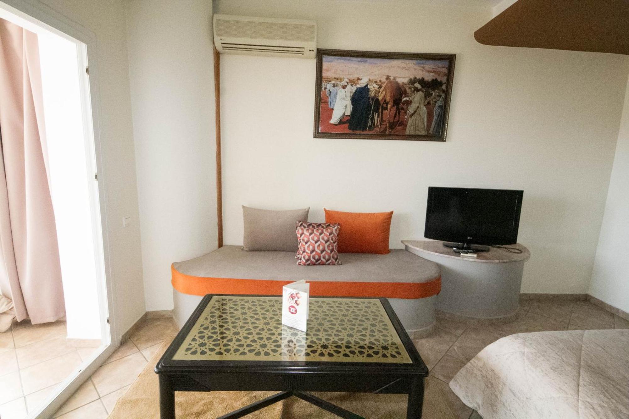 Appart'Hotel Intouriste Agadir Esterno foto