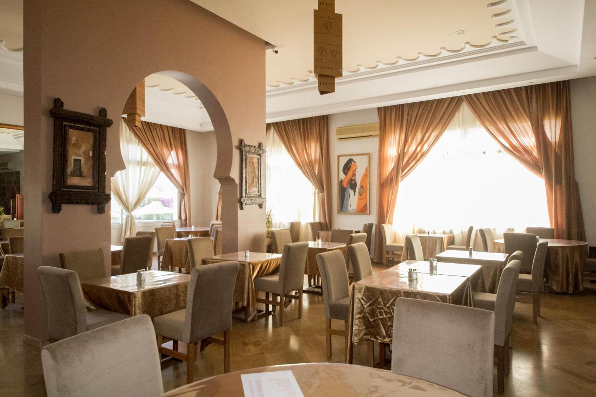 Appart'Hotel Intouriste Agadir Esterno foto
