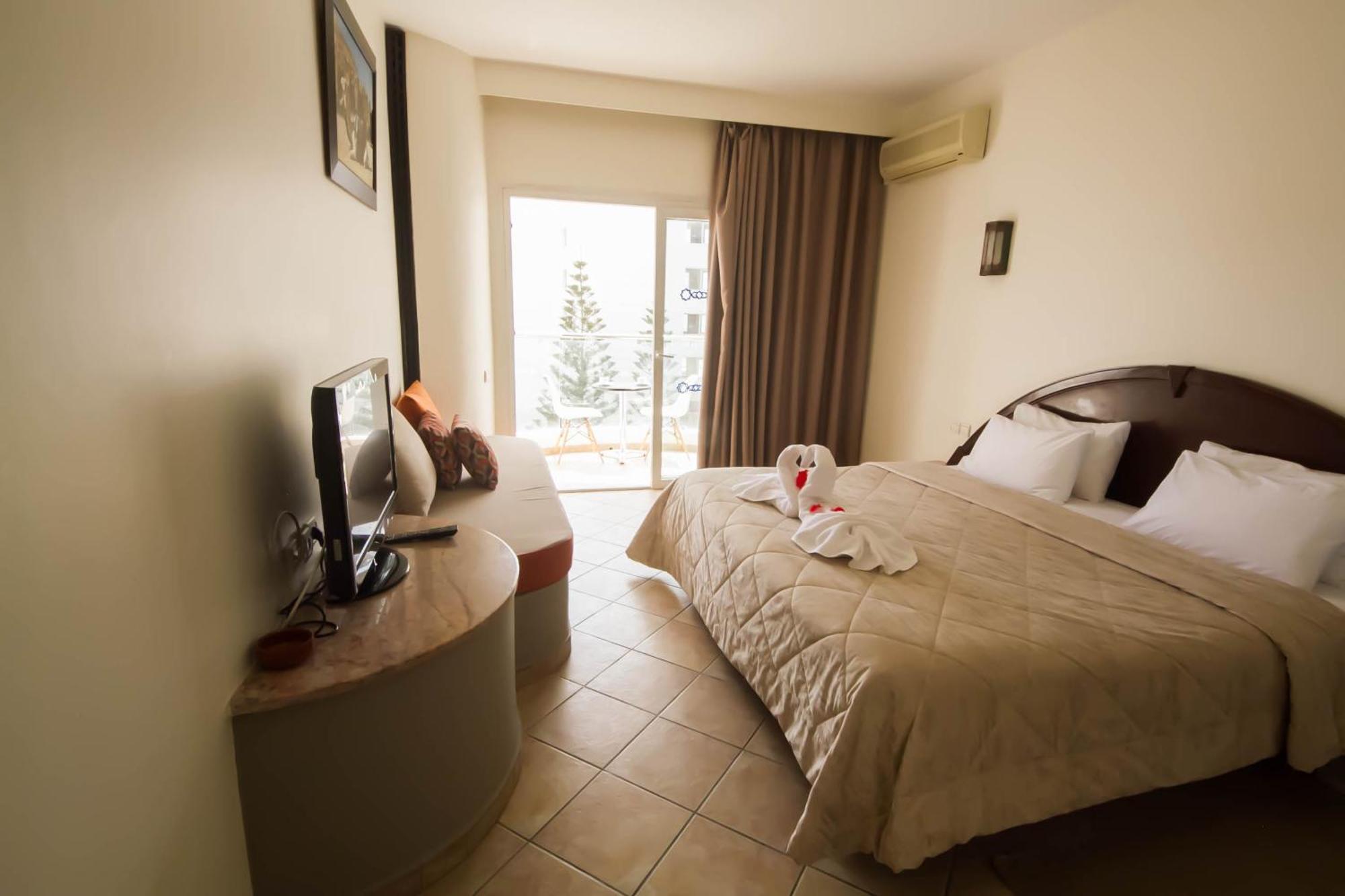 Appart'Hotel Intouriste Agadir Esterno foto