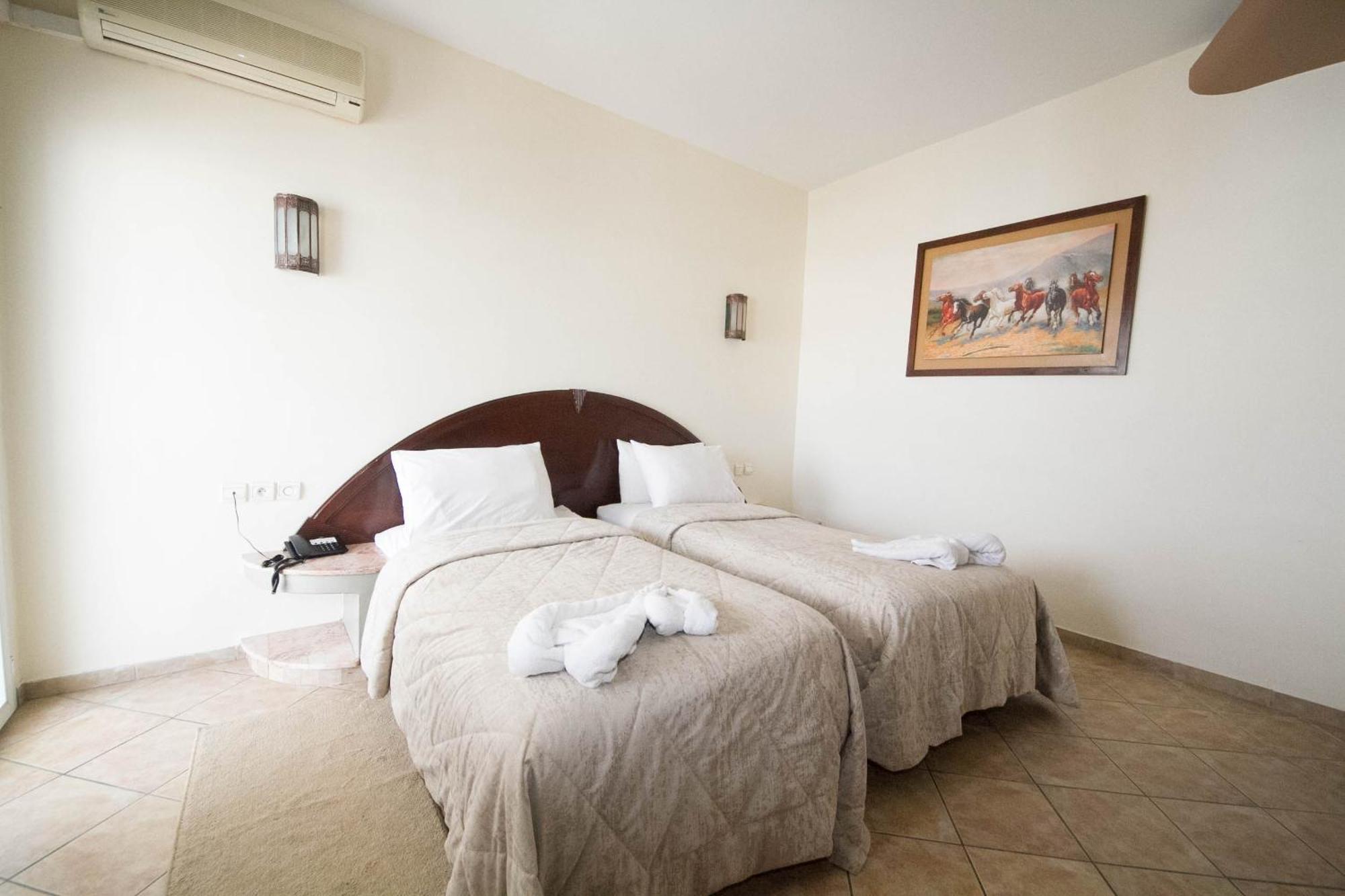 Appart'Hotel Intouriste Agadir Esterno foto